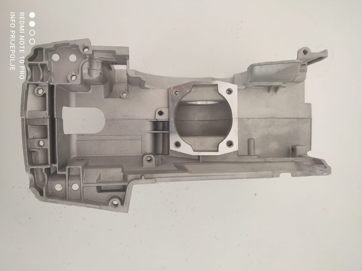 Kućište motora Kineske testere PN 4500 5200 - Slika 5